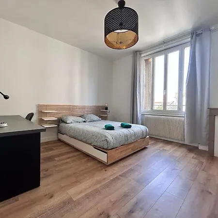 Spacieux T4 Avec Grande Cuisine Pradelle Rdv Lejlighed