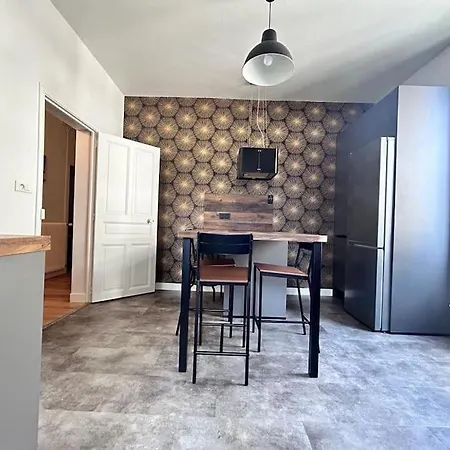 Lejlighed Spacieux T4 Avec Grande Cuisine Pradelle Rdv Clermont-Ferrand